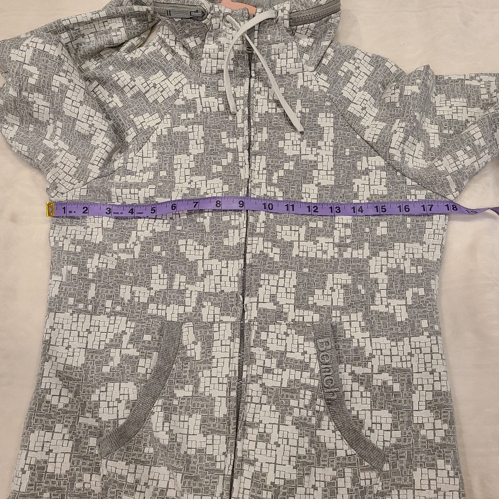 Bench Jacket - Picture 9 of 10